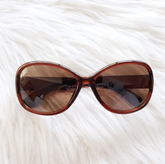 Accessories - Oval Sunglasses
